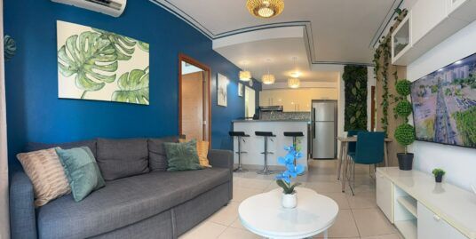 Apartamento Amueblado en Piantini Serrall&eacute;s